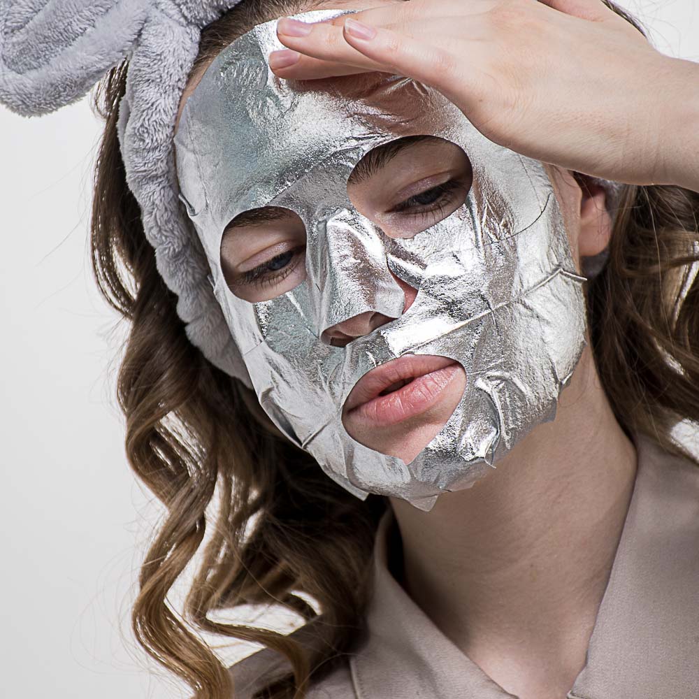 ЮНИLOOK Маска для лица из 2-х частей золотая фольгированная для укреппл. тканей лица и сияния, 25мл, арт.№ 022-023