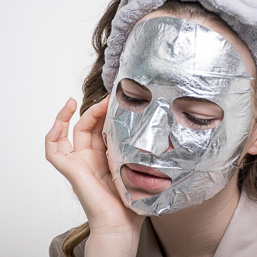 ЮНИLOOK Маска для лица из 2-х частей золотая фольгированная для укреппл. тканей лица и сияния, 25мл, арт.№ 022-023