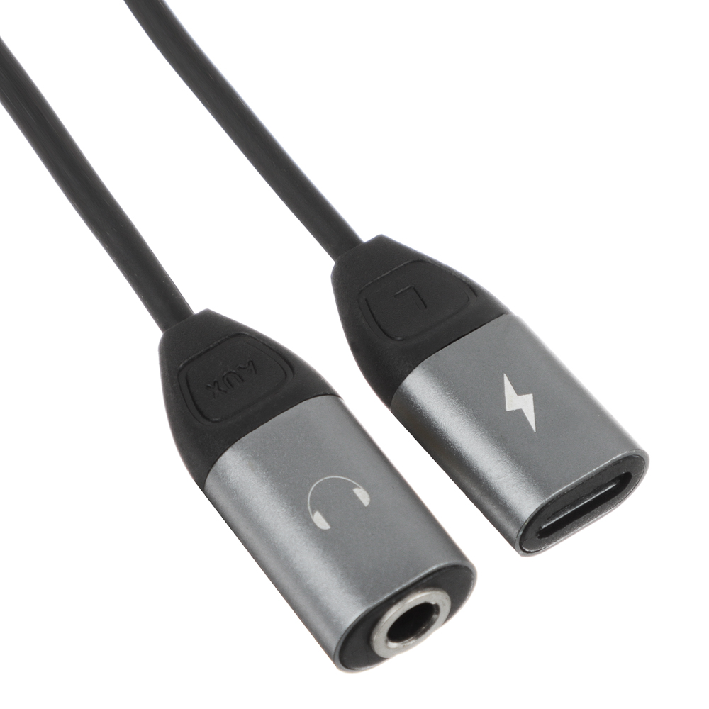 Аудио-переходник iP - mini Jack 3,5мм BY, с возможностью зарядки, арт.№ 470-095