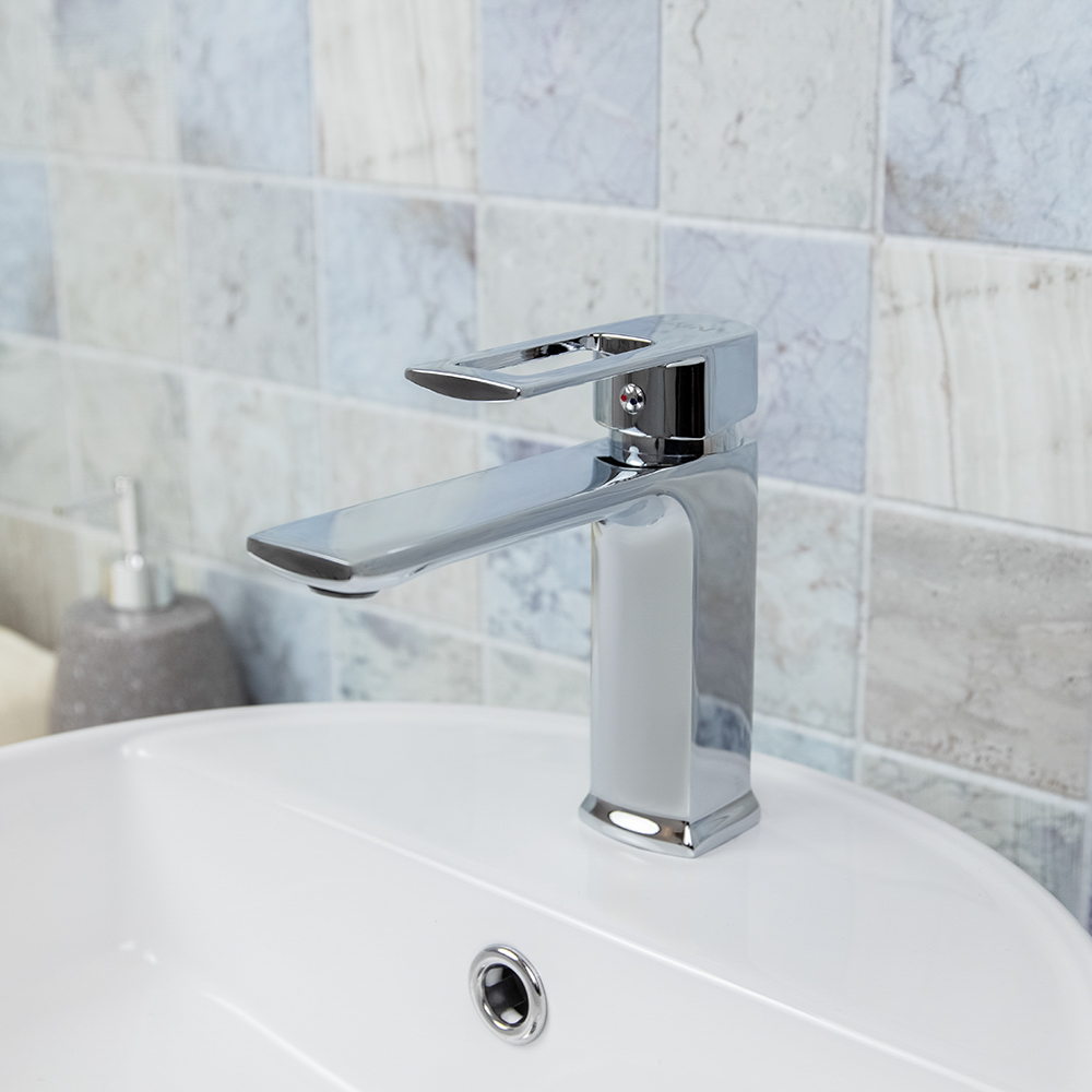 RAIN Смеситель для раковины Атриа, картридж 35мм, латунь, хром, арт.№ 561-025