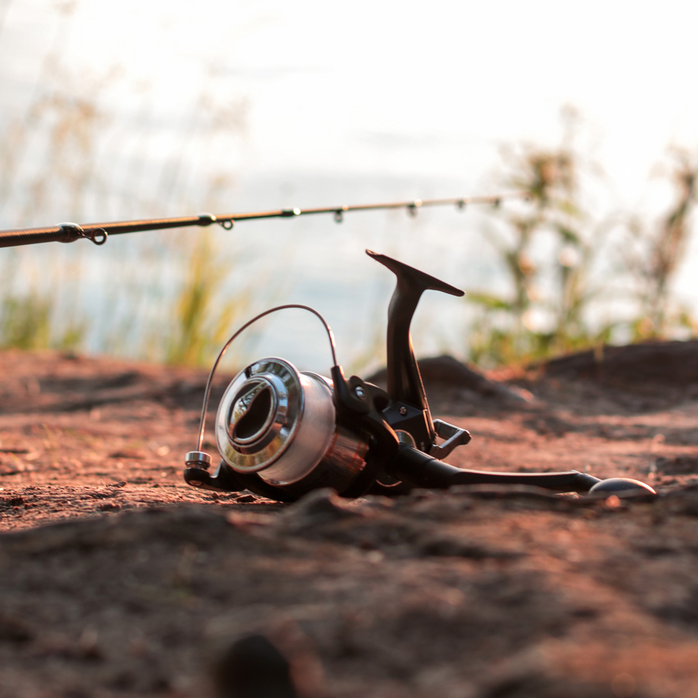 AZOR FISHING Катушка с байтраннером "Краун" KR-60, 3п.п, c леской 0,35мм, арт.№ 142-030