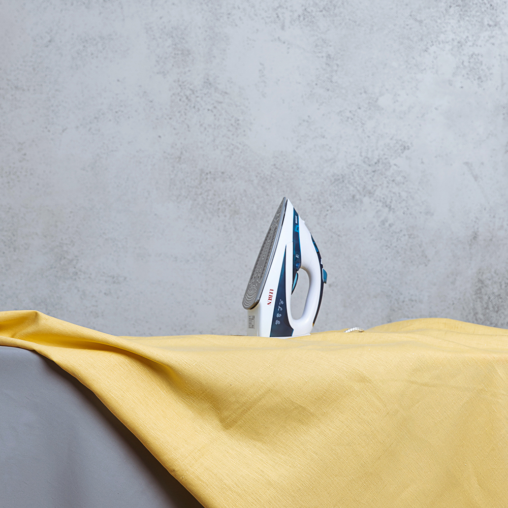 LEBEN Утюг с отпаривателем 2400 Вт, подошва - керамическое покрытие, синий, арт.№ 249-020