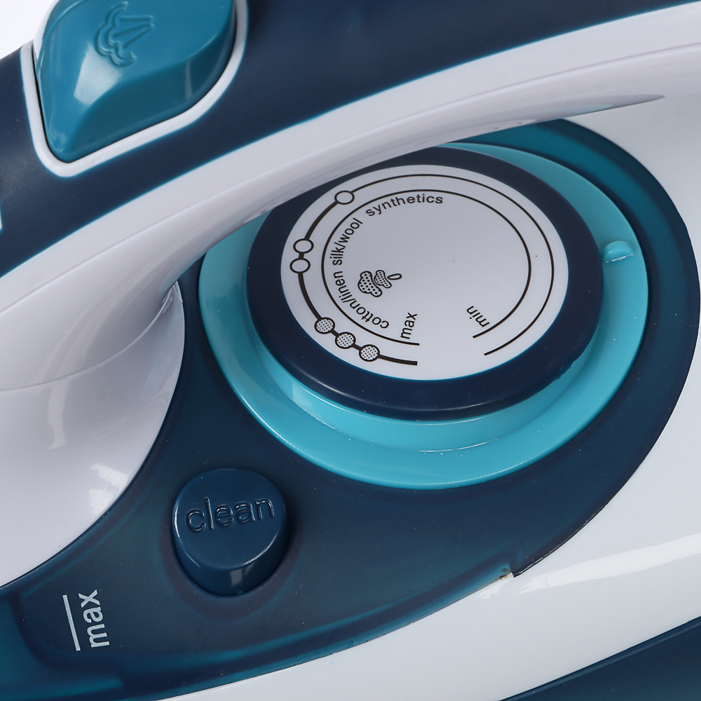 LEBEN Утюг с отпаривателем 2400 Вт, подошва - керамическое покрытие, синий, арт.№ 249-020