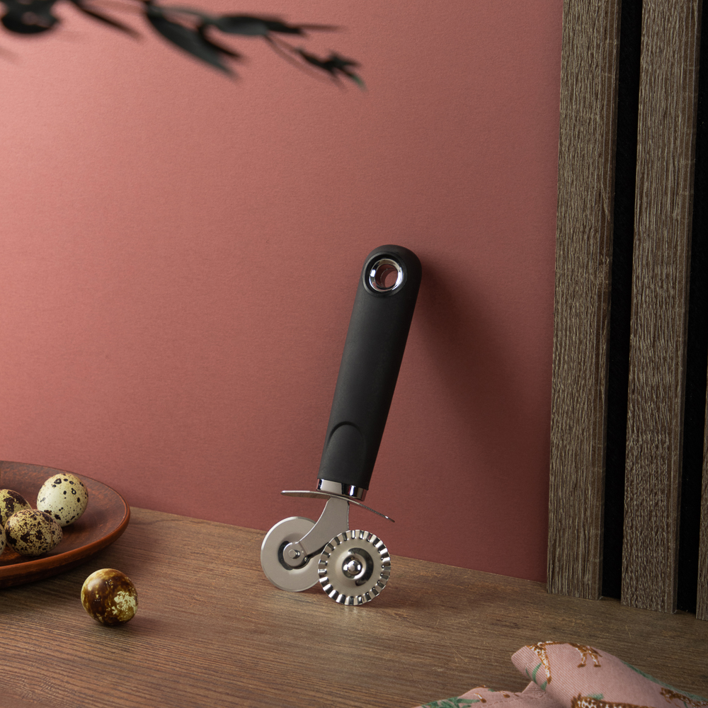 SATOSHI Лоран Ролик-нож для теста, 18,5х7,5см, нерж. сталь, арт.№ 882-366