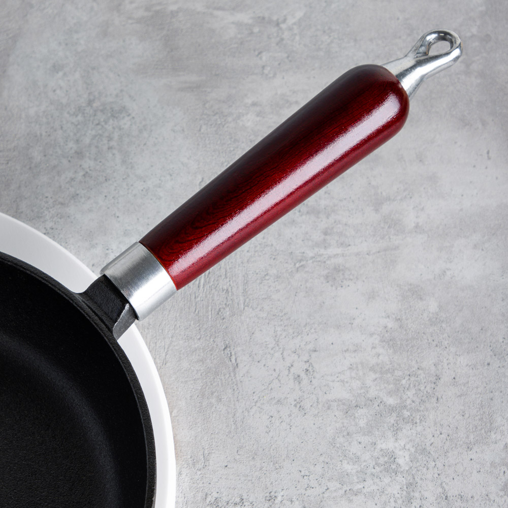 VETTA Сковорода чугун, d24х5см, деревянная ручка, индукция, арт.№ 808-006