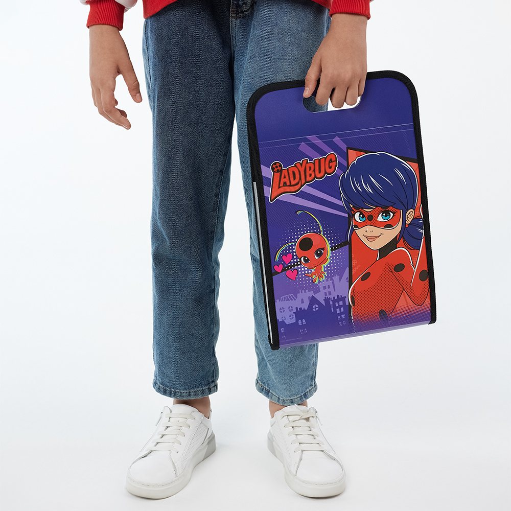 Ледибаг/Супер-Кот Папка-портфель 37,5x24см, для A4, 13отд., расшир., ручка, кнопка, пл., "Кор", 2диз, арт.№ 811-022