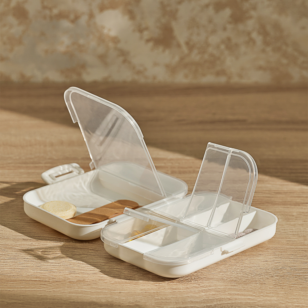 Универсальный бокс тм VETTA, дорожный, 8 отдел., пластик, 10х6х3,5см, арт.№ 406-003