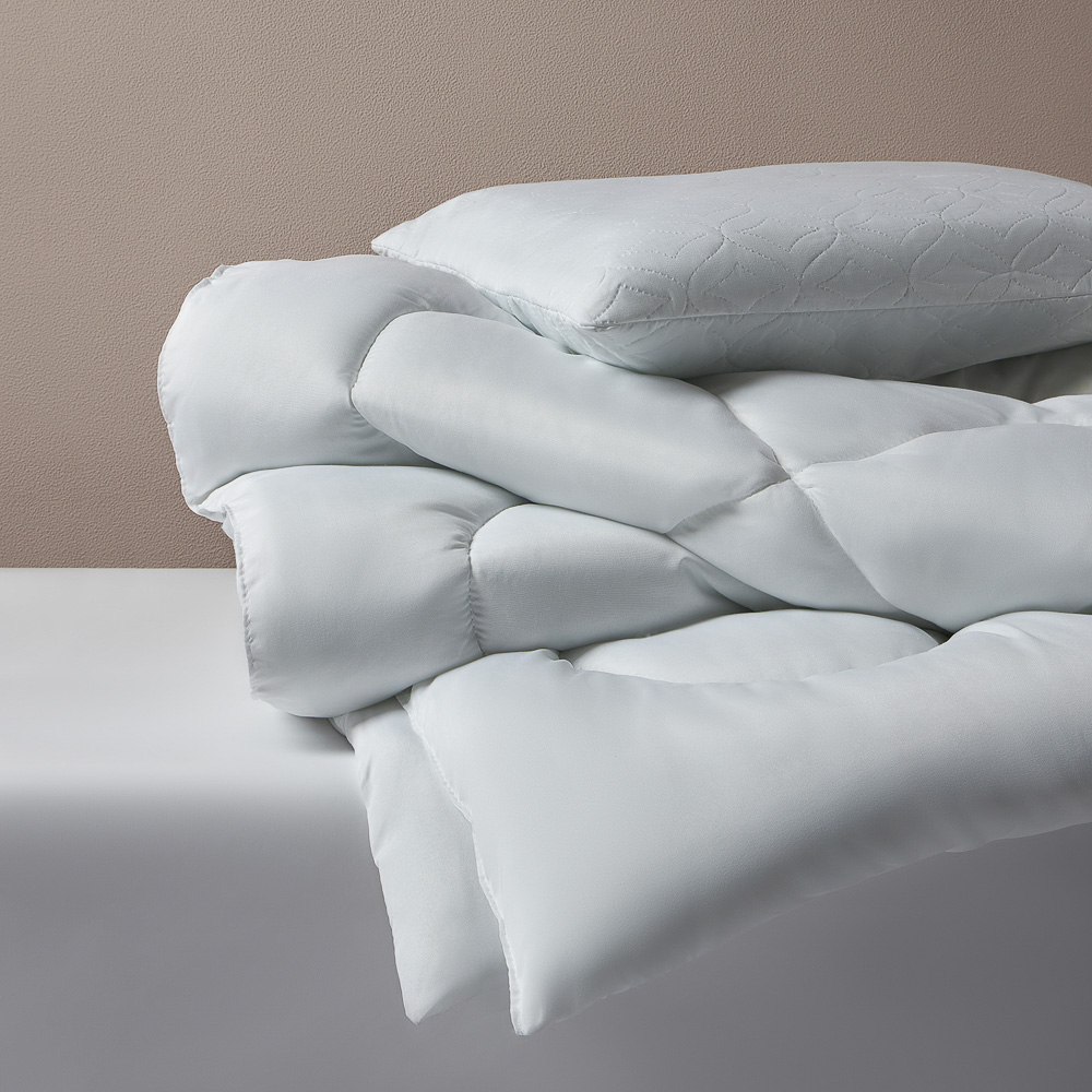 Одеяло "Лебяжий пух", стеганое, утепленное, 250гр/м, полиэстер, 140х210см, арт.№ 427-001