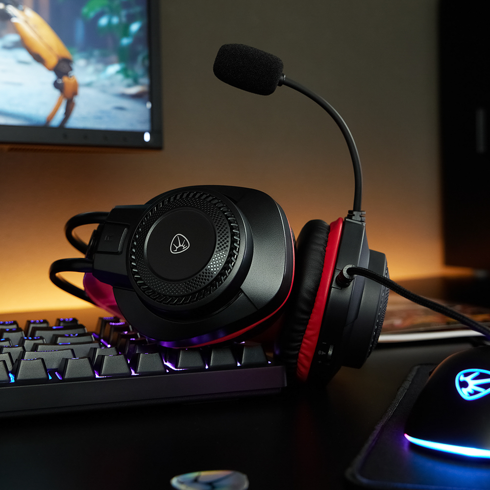 Наушники проводные с микрофоном игровые BY Сabasset 3.5мм 4pin-SPK+MIC 3,2 м, красные, арт.№ 410-080