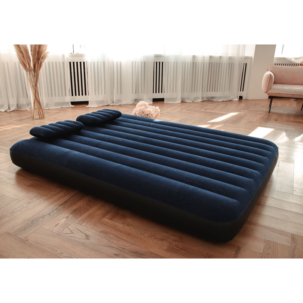 INTEX Матрас надувной CLASSIC DOWNY, в комплекте 2 подушки и насос, 203x152x25см, до 272кг, 64765, арт.№ 108-046