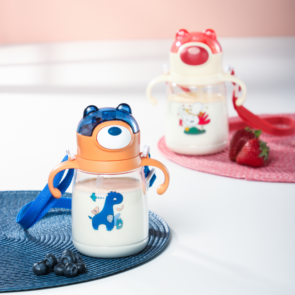 Бутылочка детская с ручками "Зверята", 450 мл, пластик, арт.№ 829-218