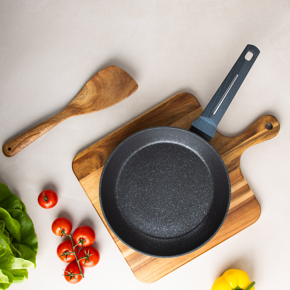 SATOSHI Гардан Сковорода литая d24см, антипригарное покрытие мрамор, индукция, арт.№ 846-671