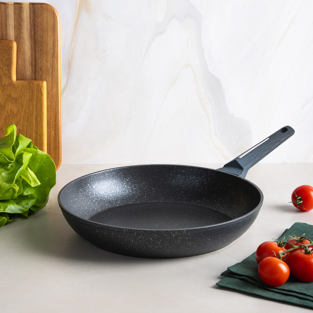 SATOSHI Гардан Сковорода литая d28см, антипригарное покрытие мрамор, индукция, арт.№ 846-673