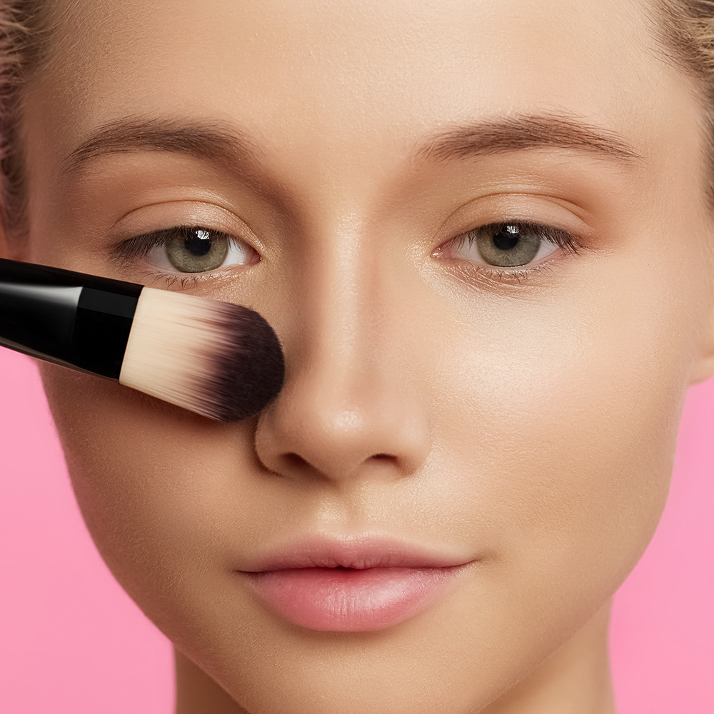 ЮНИLOOK Кисть для нанесения тональной основы/масок, дерево, синтетич.нейлон, 17,5см, черный, 26905-5, арт.№ 357-033