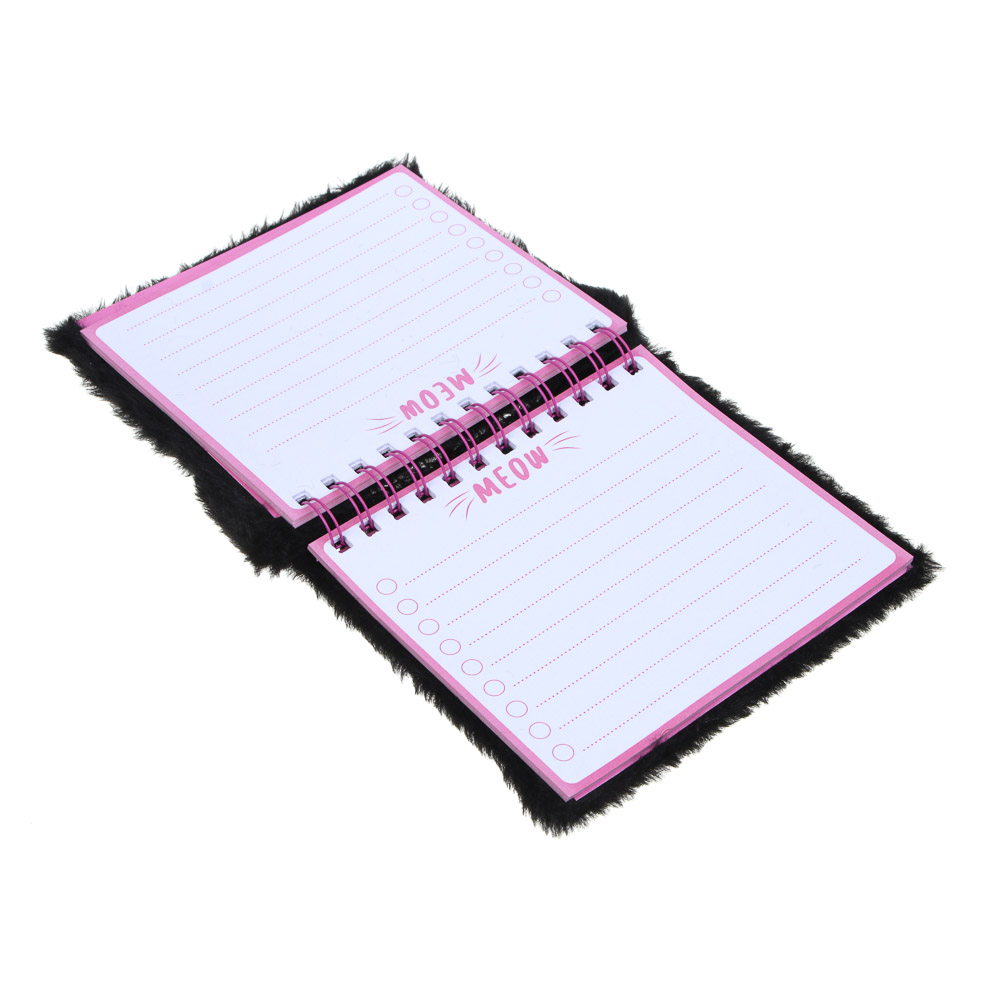 Записная книжка фигурная, 18х16,5см, 60 листов, "Котики", иск. мех, вышивка, спираль, арт.№ 557-076