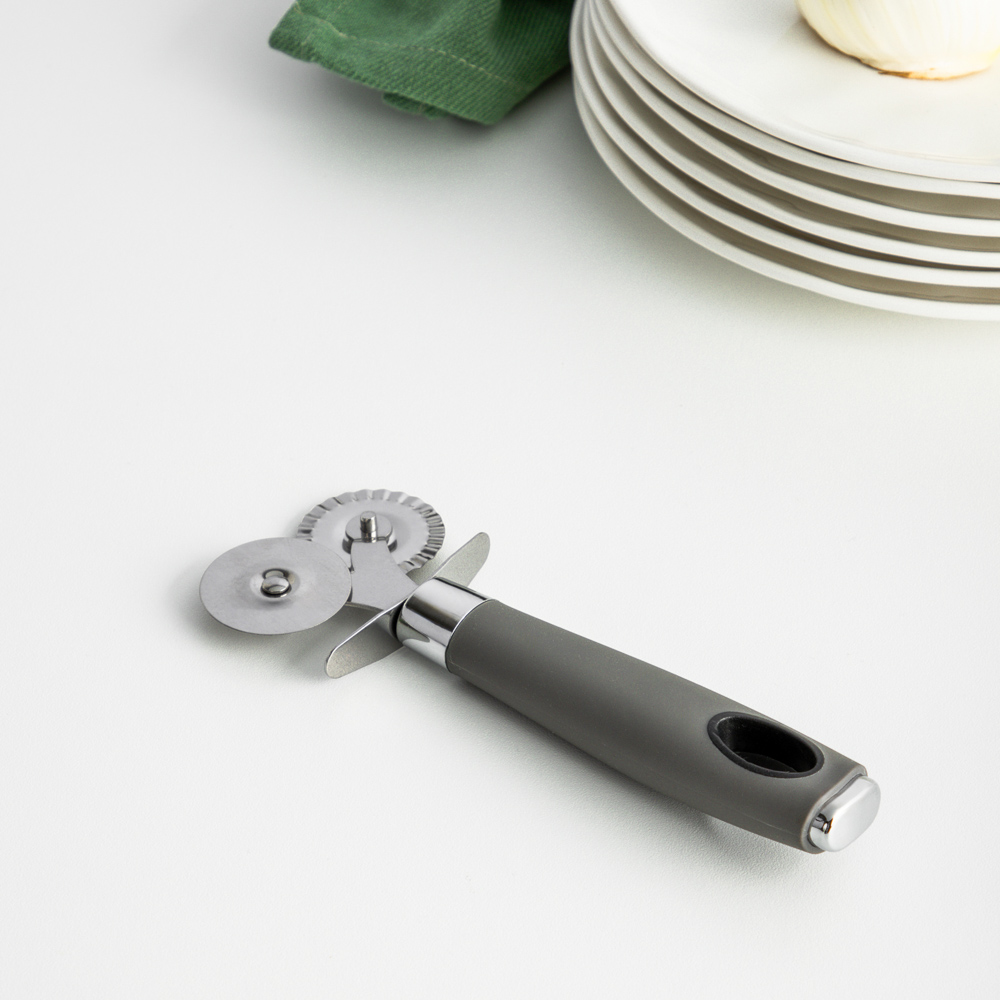 SATOSHI Витре Ролик-нож для теста, 18,5х7,5см, нерж. сталь, арт.№ 882-296