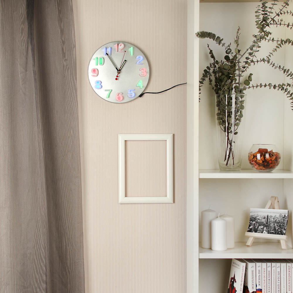 LADECOR CHRONO Часы настенные со светящимися цифрами, LED , d=25 см, пластик, арт.№ 581-833