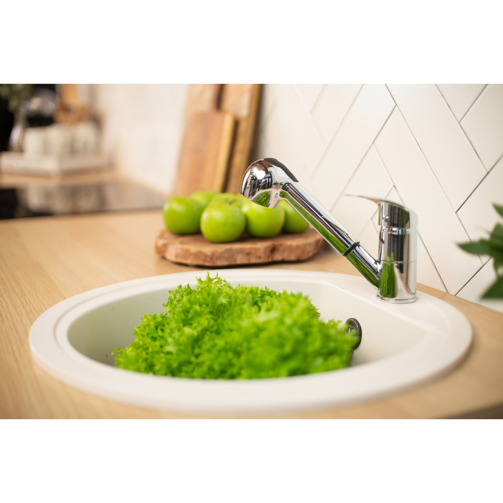 RAIN Смеситель для кухни Вега, выдвижной излив, картридж 40мм, гайка, латунь, хром, арт.№ 561-281