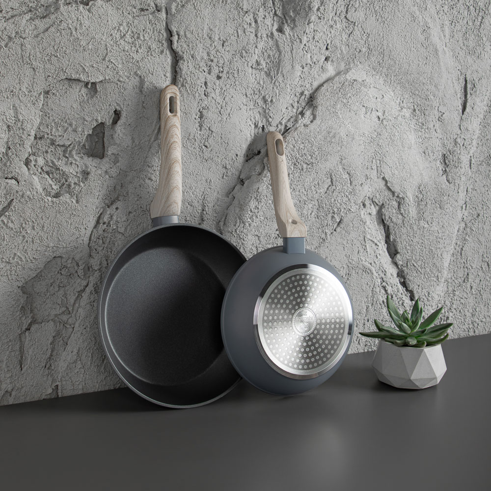 SATOSHI Шарлеруа Сковорода литая d24см, антипригарное покрытие, индукция, арт.№ 846-654