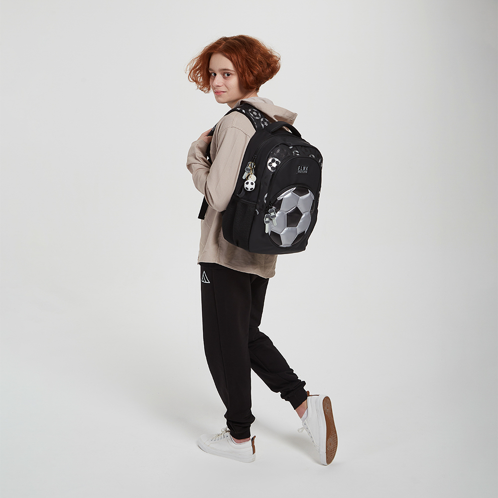 Серебряный Мяч Рюкзак подростковый 41х31х13см, 2 отд., 3 карм, ручка, прорезин.нейлон, отд.иск.кожей, арт.№ 577-004