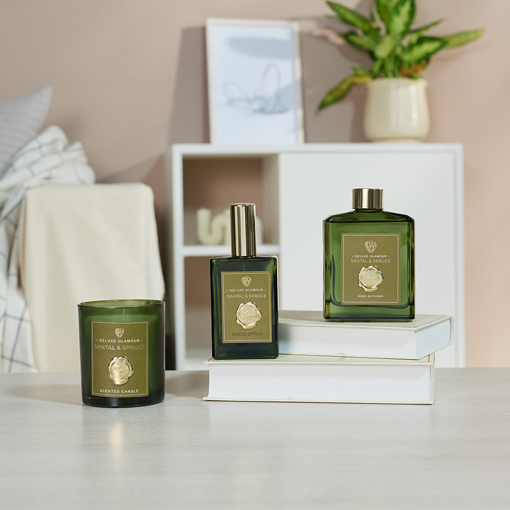 BY Свеча ароматизированная Deluxe Glamour, 200гр. Santal & Spruce, арт.№ 412-224