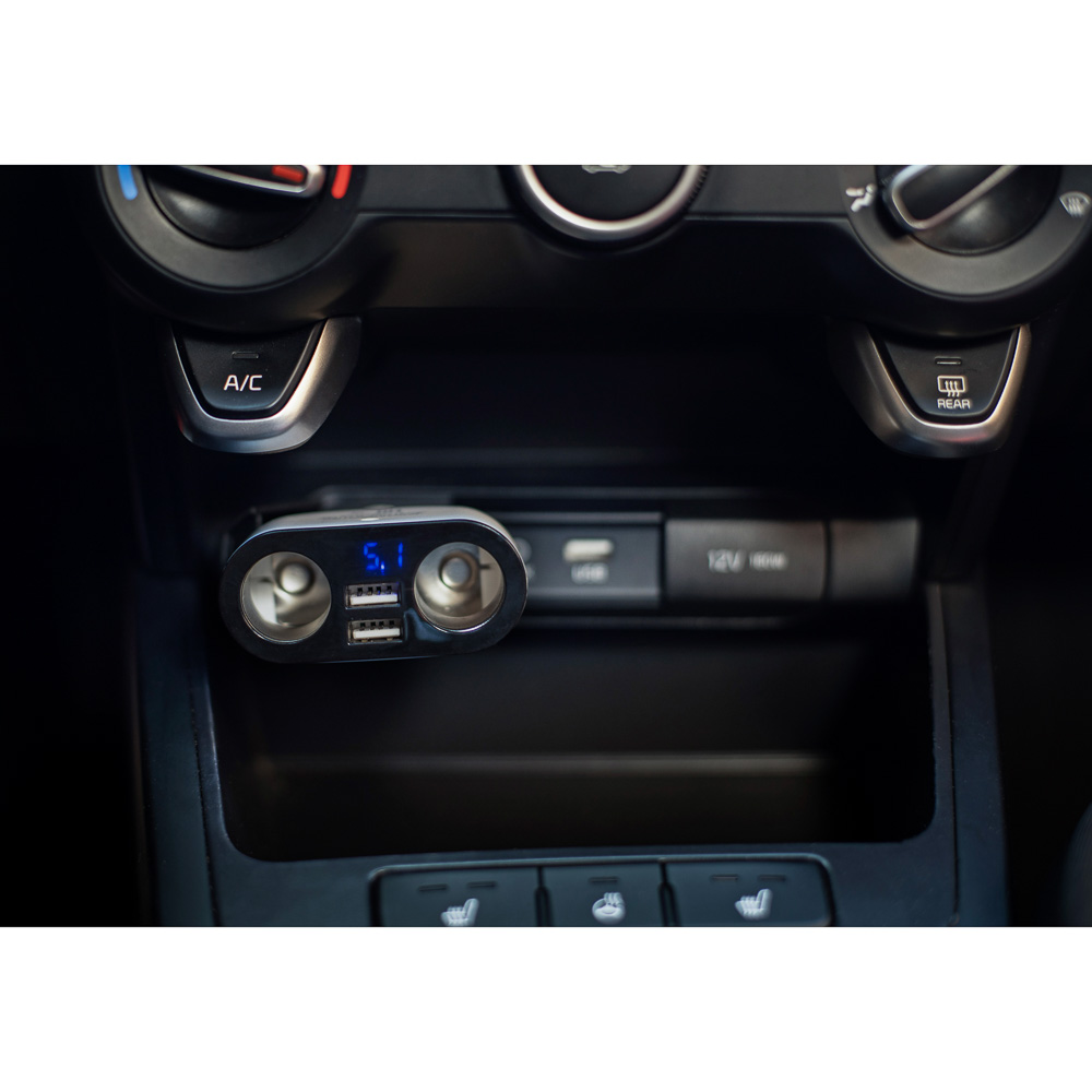 NG Зарядное устройство в авто с дисплеем, 2 гнезда прикуривателя, 2xUSB, 2.4A, блистер, пластик, арт.№ 738-025