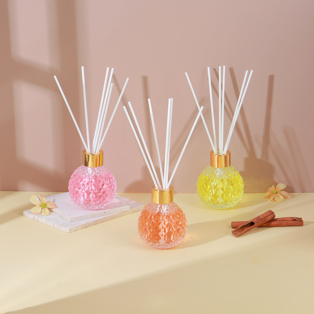 LADECOR Аромадиффузор,100мл, лимон, ваниль апельс., гардения,береза сандал,огурец дыня,тропич. цв., арт.№ 412-211