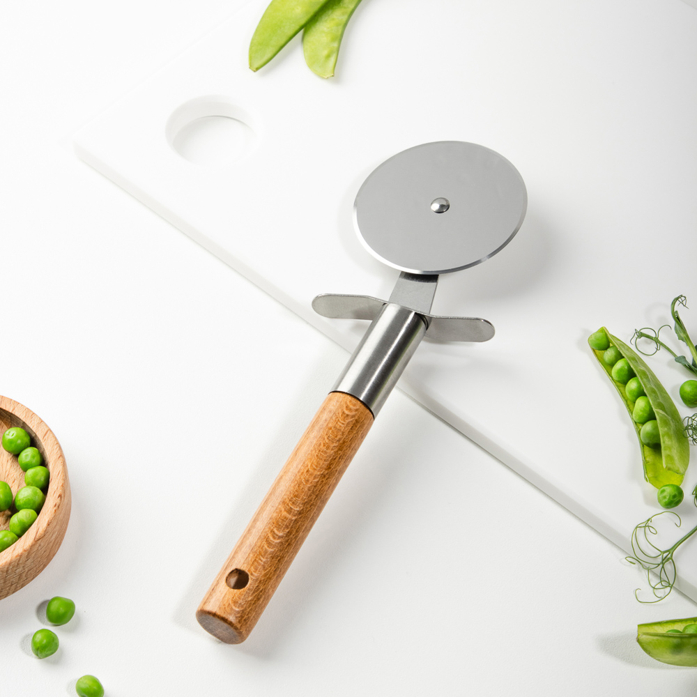 SATOSHI ЭКО Нож для пиццы, 21.5х6.5см, нерж. сталь, бук, арт.№ 882-385