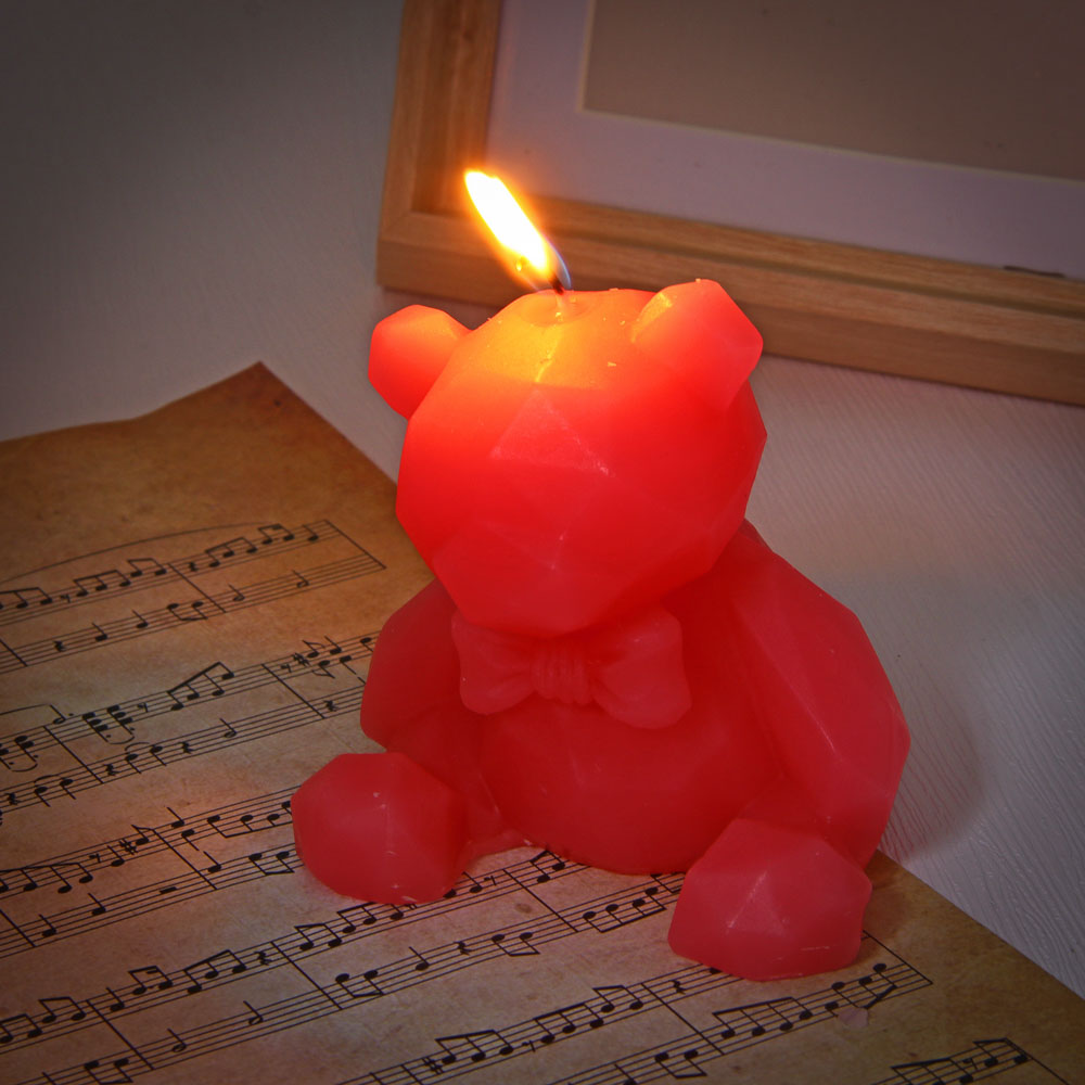 LADECOR Свеча формовая, ароматическая, в виде мишки, аромат - фрезия, парафин, 9 см, розовый, арт.№ 508-872