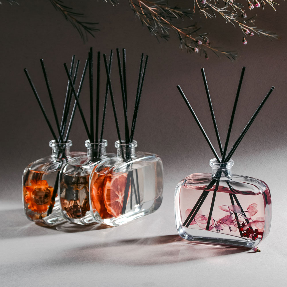 LADECOR Аромадиффузор с палочками и декором,  с тестером, 100мл, 4 аромата, арт.№ 412-065