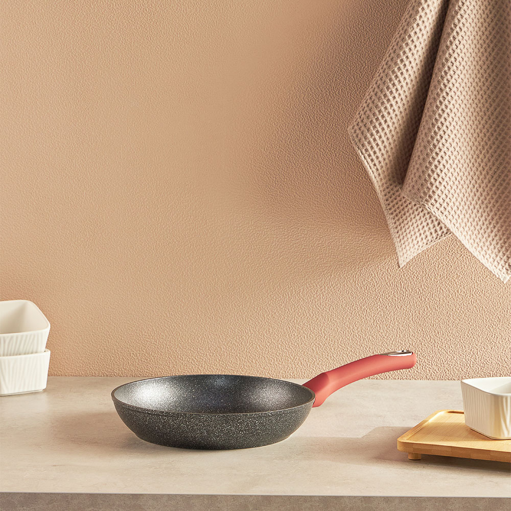 SATOSHI Лувьер Сковорода литая d24см, антипригарное покрытие мрамор, индукция, арт.№ 846-648