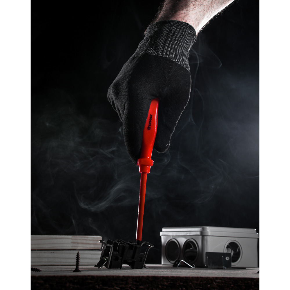 ЕРМАК Набор отверток 6шт диэлектрических (SL5.5*125,SL4*100,PH1*100,SL3*75,PH0*75,тестер 140мм), арт.№ 651-064