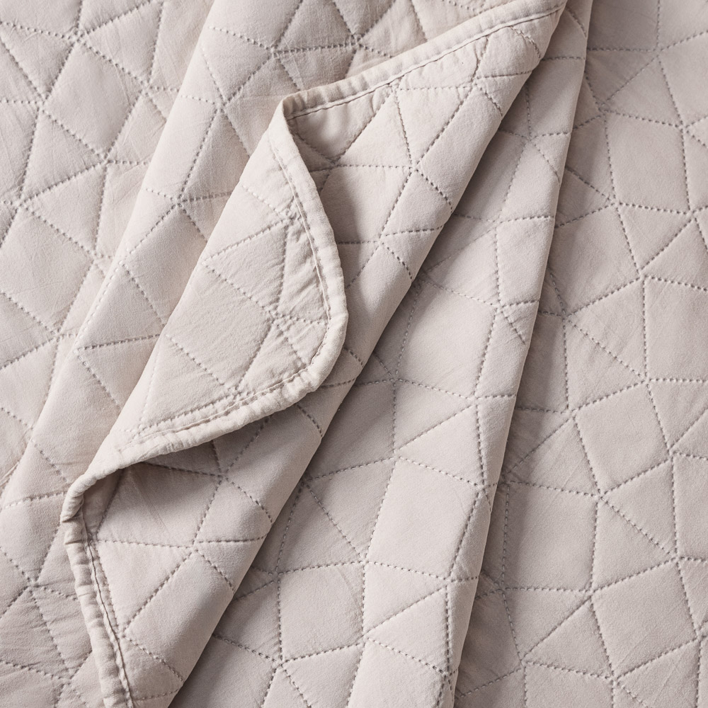 PROVANCE Хейзел Покрывало с эффектом вареного хлопка 220х240см, 100% полиэстер, бежевый, арт.№ 486-204