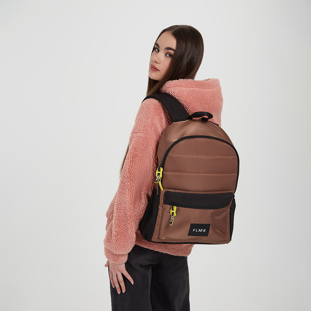 Рюкзак универсальный 40х30х15см, 1 отд., 4 карм.(1 на спинке), нашивка, нейлон, силикон, кофейный, арт.№ 593-017