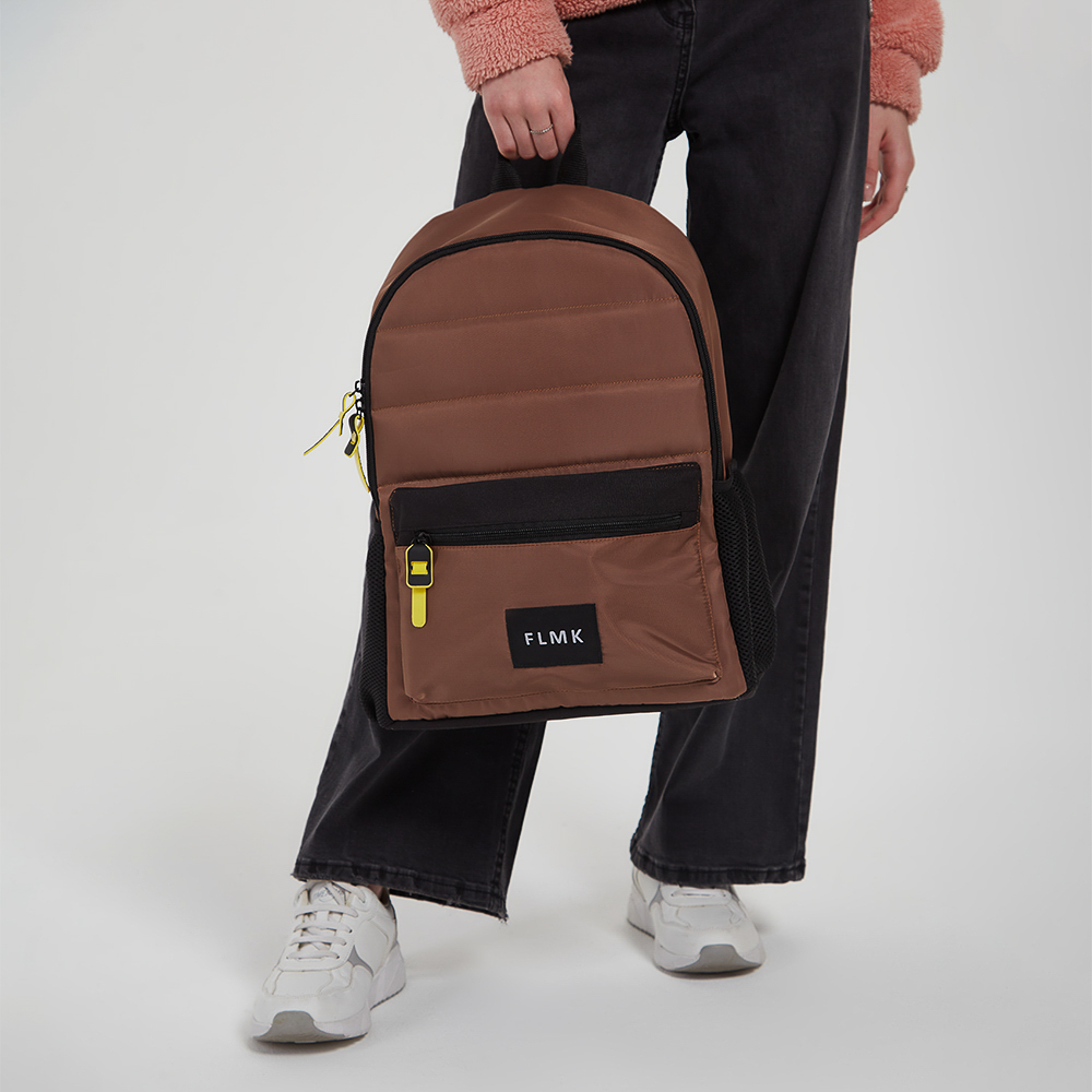 Рюкзак универсальный 40х30х15см, 1 отд., 4 карм.(1 на спинке), нашивка, нейлон, силикон, кофейный, арт.№ 593-017