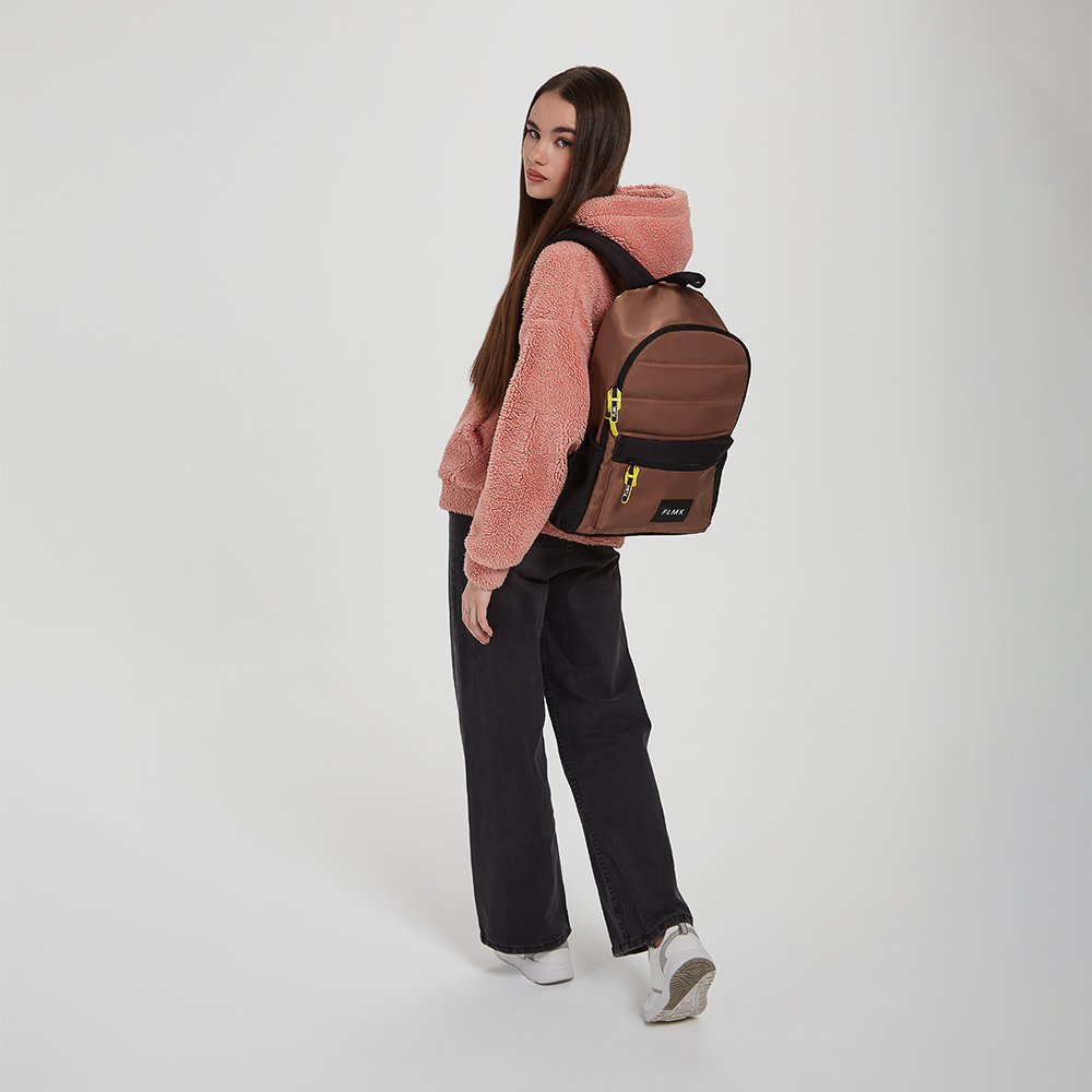 Рюкзак универсальный 40х30х15см, 1 отд., 4 карм.(1 на спинке), нашивка, нейлон, силикон, кофейный, арт.№ 593-017