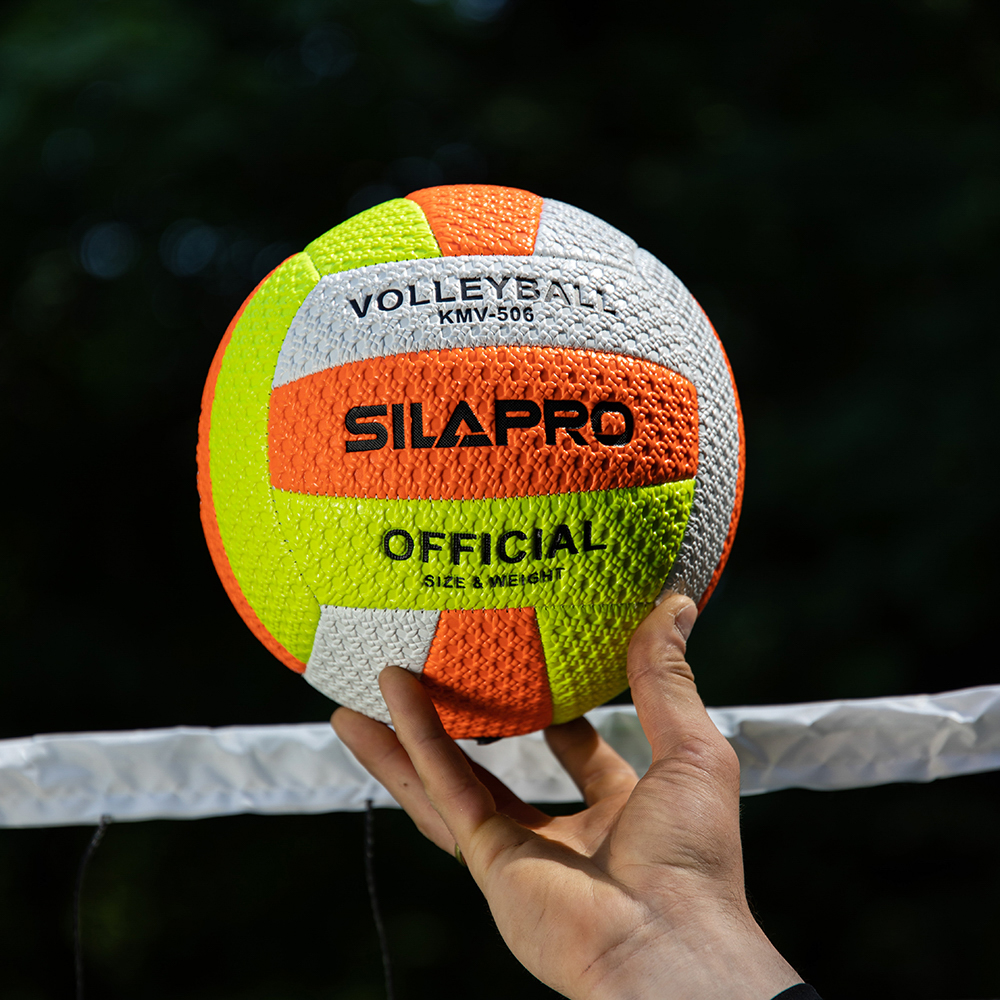 SILAPRO Мяч волейбольный 22см, 5 р-р, 2сл, ПВХ 2.5мм, 290г (+-10%), арт.№ 067-001