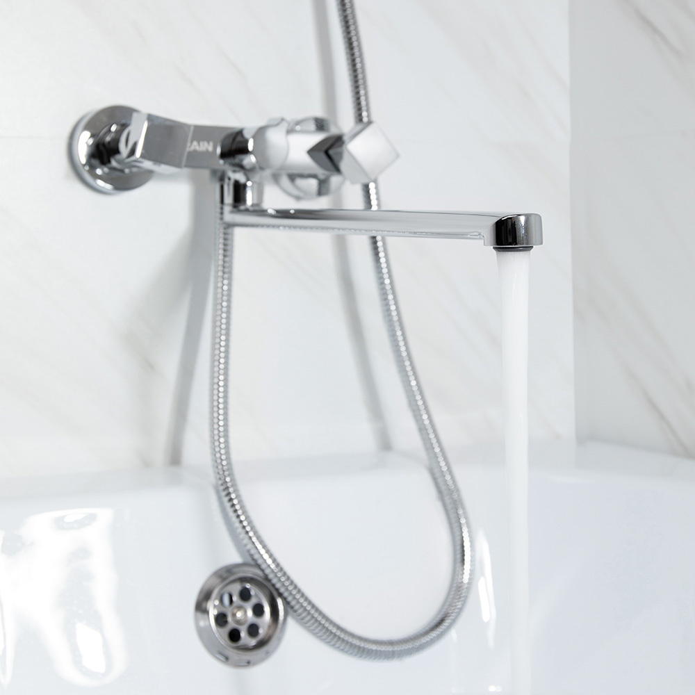 RAIN Смеситель для ванны Уран, прямой излив 35см, кранбуксы 1/2, душ. набор, ромб, латунь, хром, арт.№ 561-002