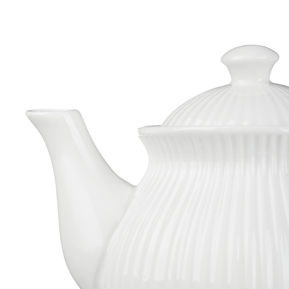 Чайник тм MILLIMI, 700мл, фарфор, белый, арт.№ 816-280