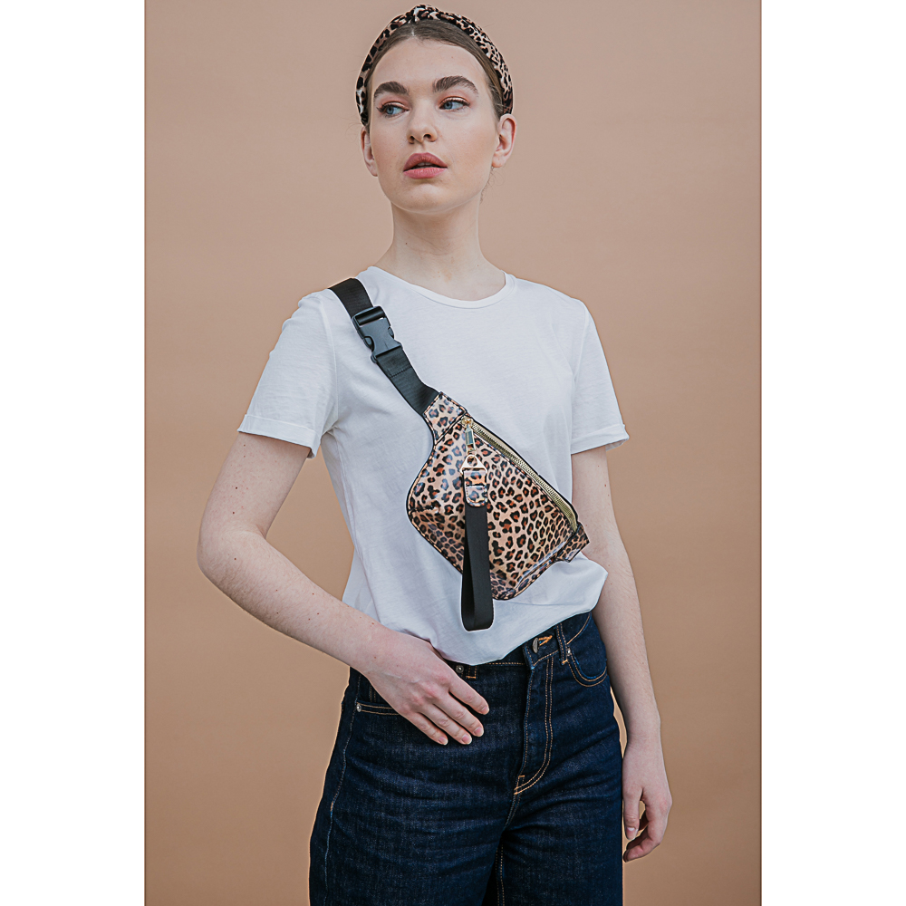 PAVO Сумка поясная, ПУ, сплав, пластик, 34х13см/32х14см, 2 дизайна, арт.№ 326-072