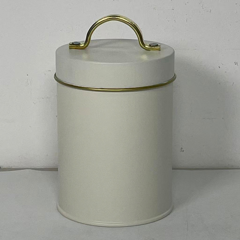 Банка для хранения тм VETTA Голд 9,5x13см, жесть, арт.№ 828-371