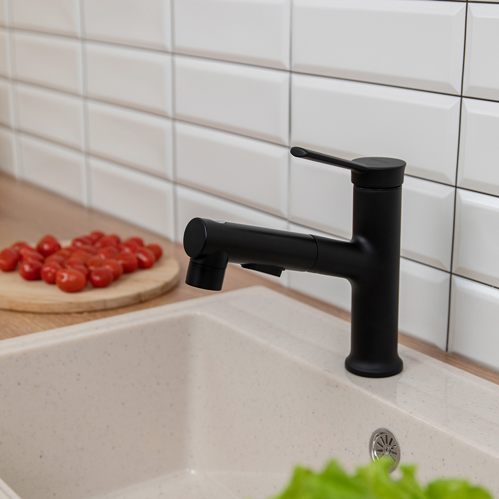 СоюзКран Смеситель для кухни, выдвижной излив, керам. картридж 40мм, черный, цинк, SK01-E132, арт.№ 567-017