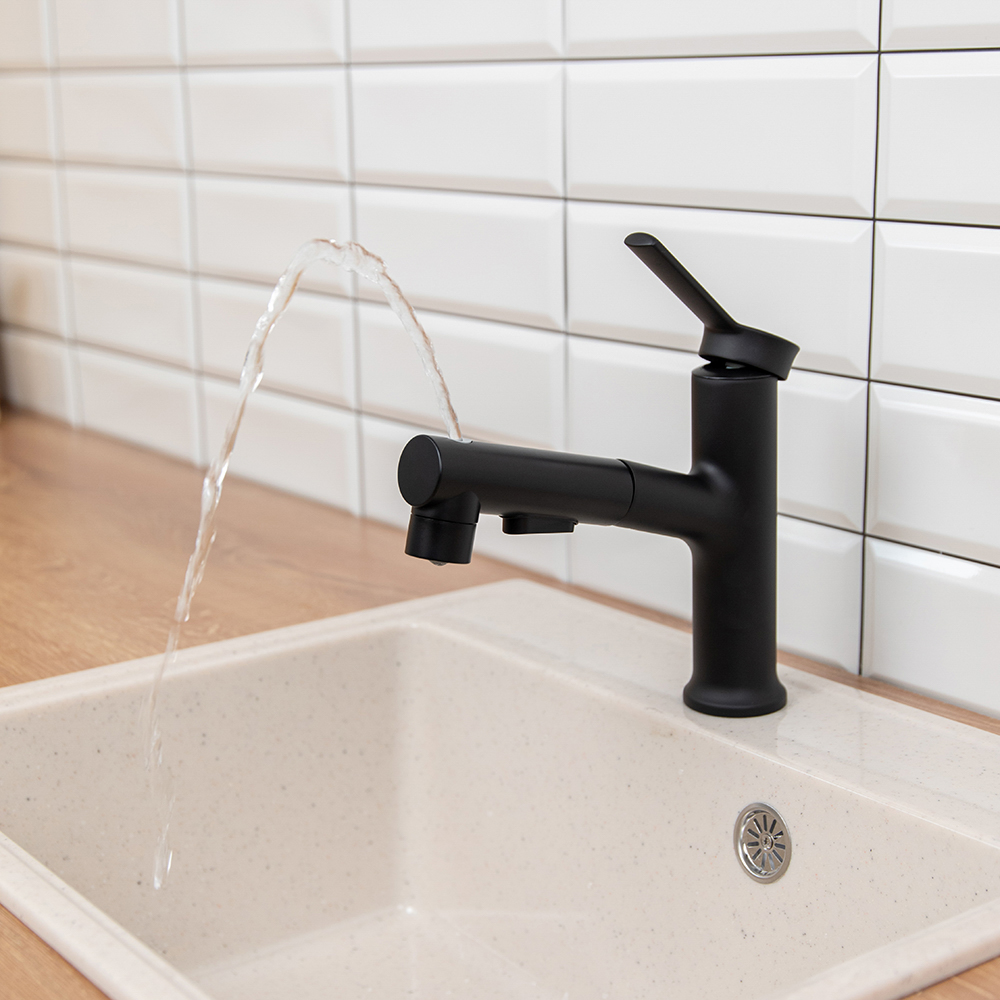 СоюзКран Смеситель для кухни, выдвижной излив, керам. картридж 40мм, черный, цинк, SK01-E132, арт.№ 567-017